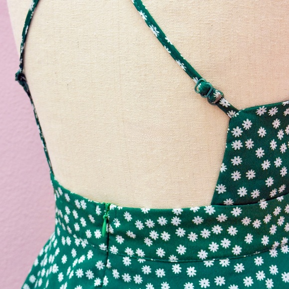 Green Floral Romper Dress - Picture 4 of 4